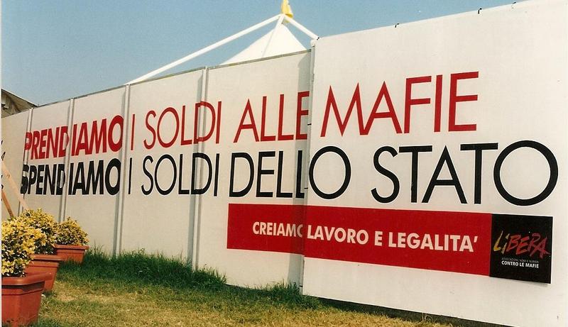 Beni confiscati alle mafie tra positivit� e criticit�