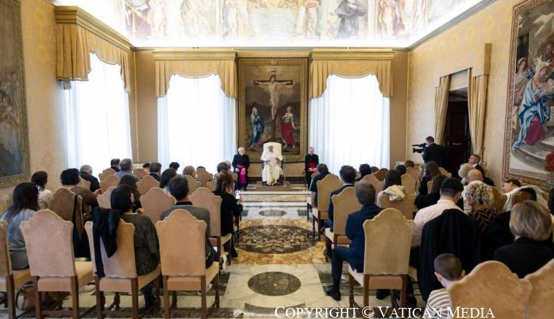 Vaticano, il Papa incontra donne uscite da contesti mafiosi
