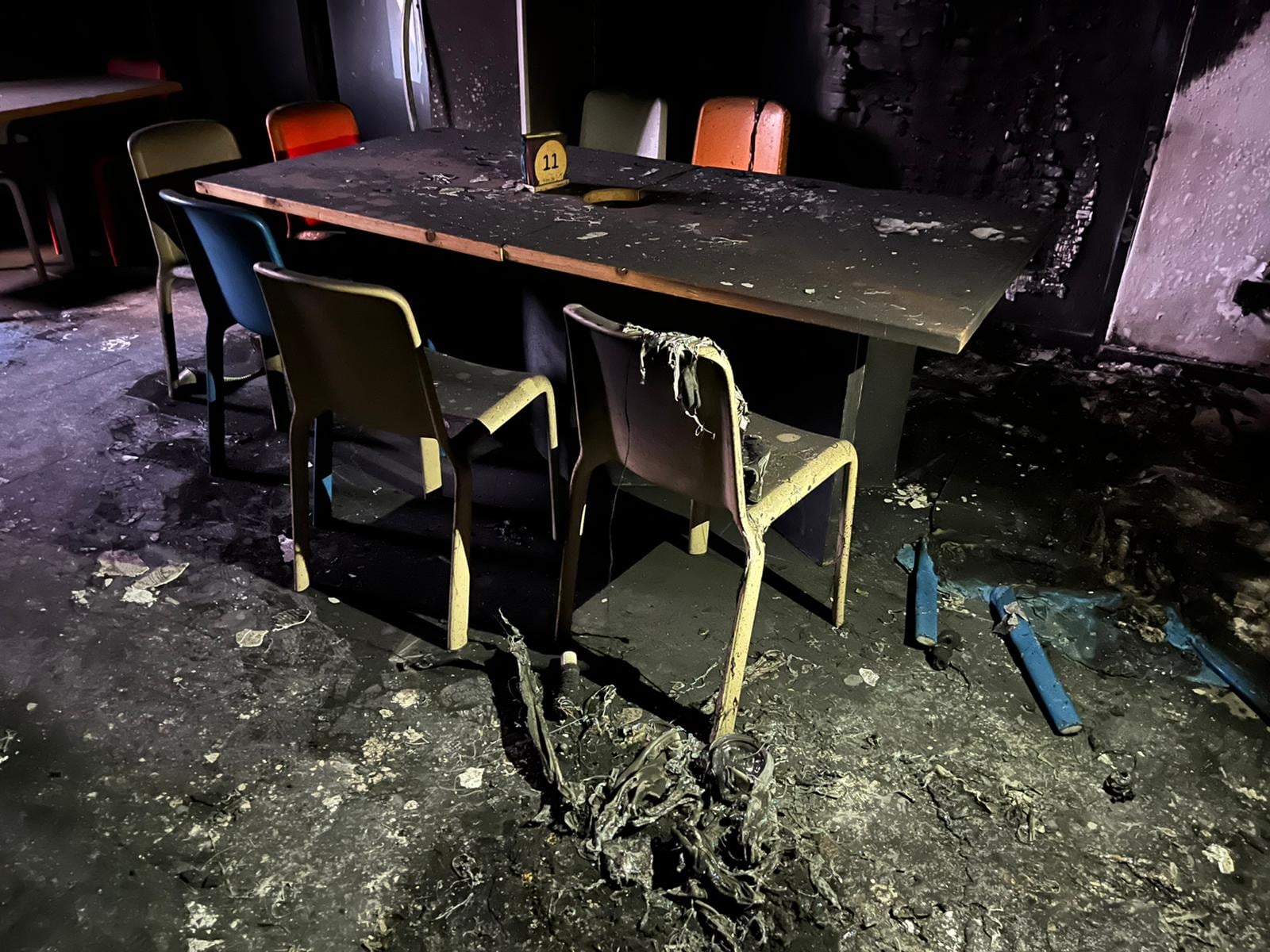 Palermo, incendio al Ristorante Moltivolti