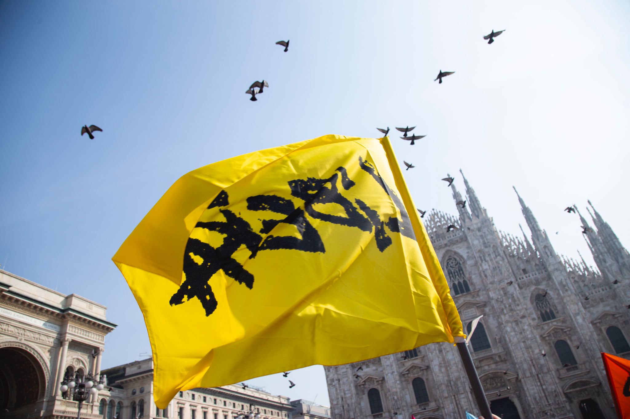 Milano, l'abbraccio dei settantamila ai familiari delle vittime delle mafie