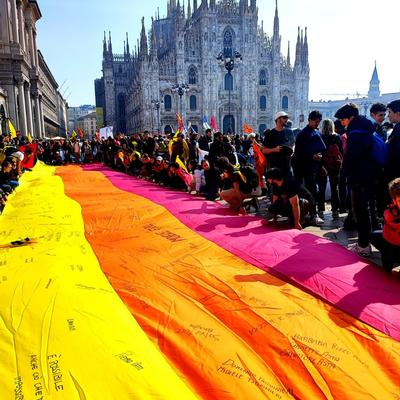 Milano, l'abbraccio dei settantamila ai familiari delle vittime delle mafie - Foto n. 1
